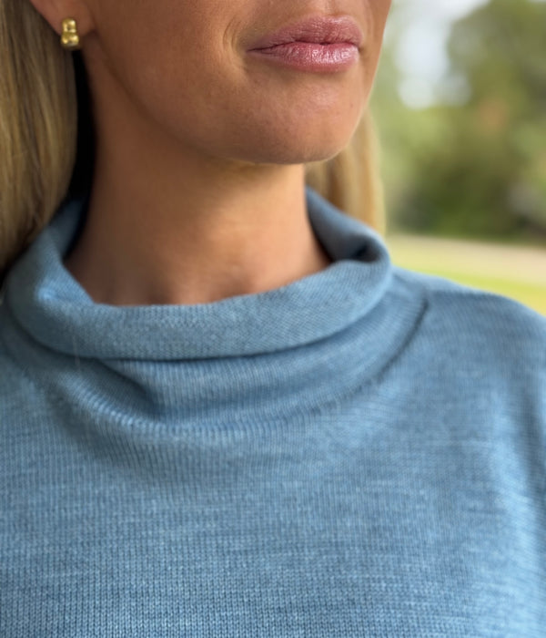 100% Pure Merino Fine Knit Button Poncho